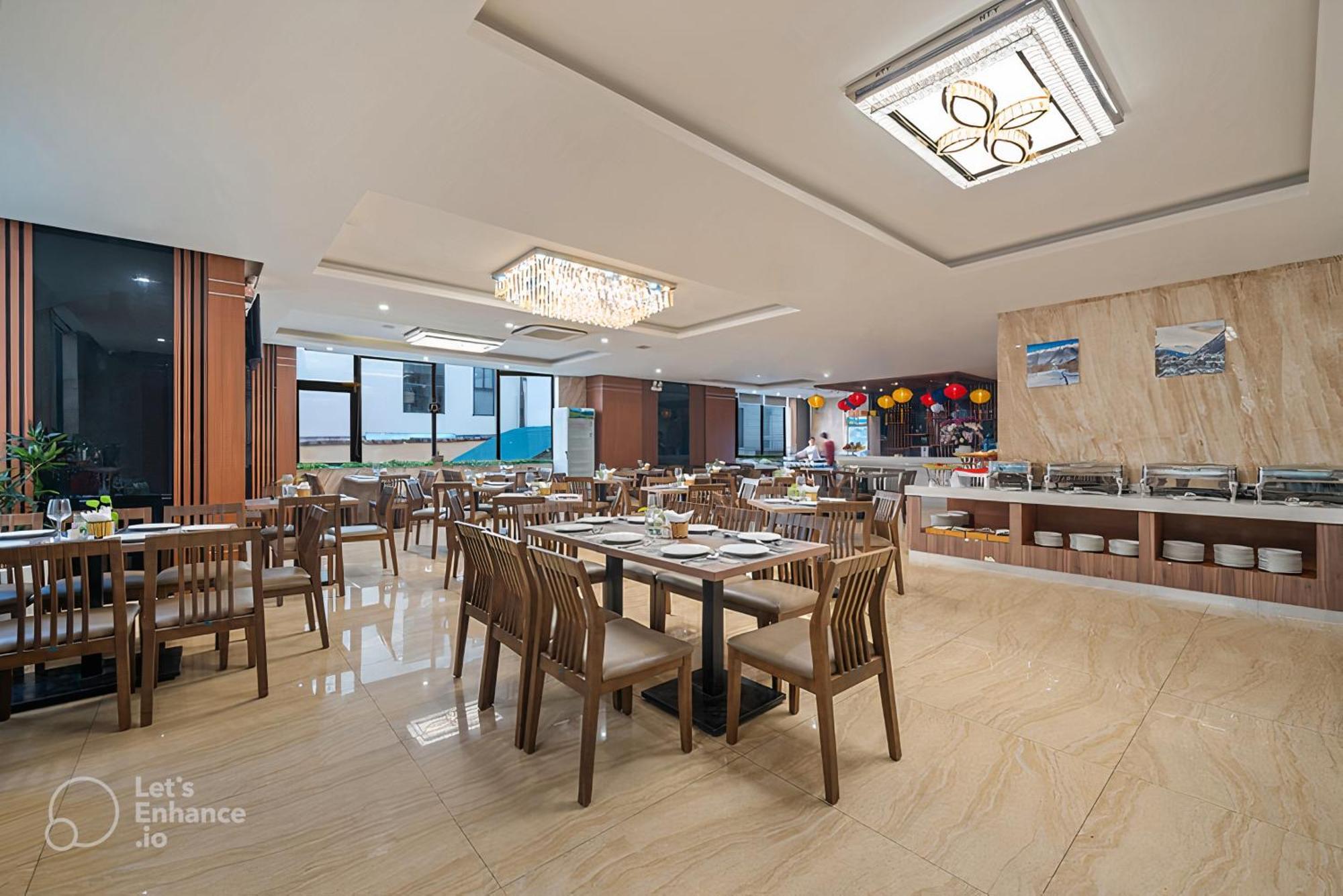 Golden Rain 2 Hotel Nha Trang Buitenkant foto